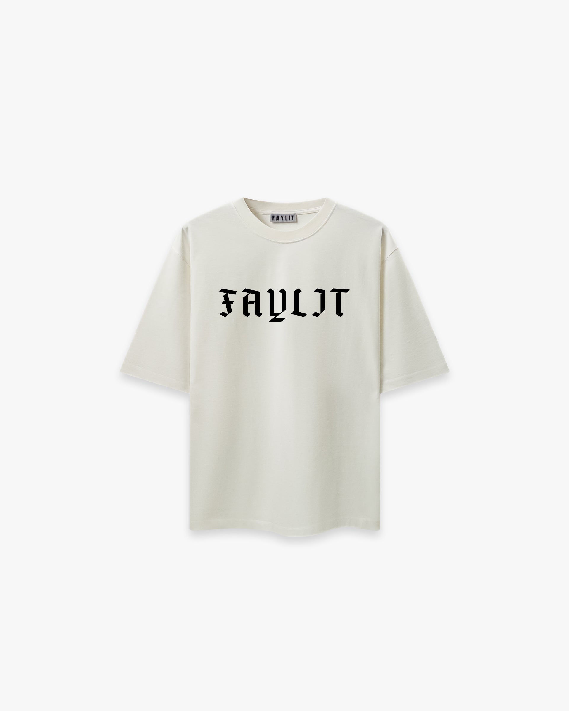 Arp Angels Off White Oversize Tişört - Faylit Arp Angels Off White Oversize Tişört ile modern bir dokunuş. Antik melek figürleri, pürüzsüz vinyl baskının netliğiyle hayat buluyor. Sanatın yeni yüzü. Viıntage ikonografi.