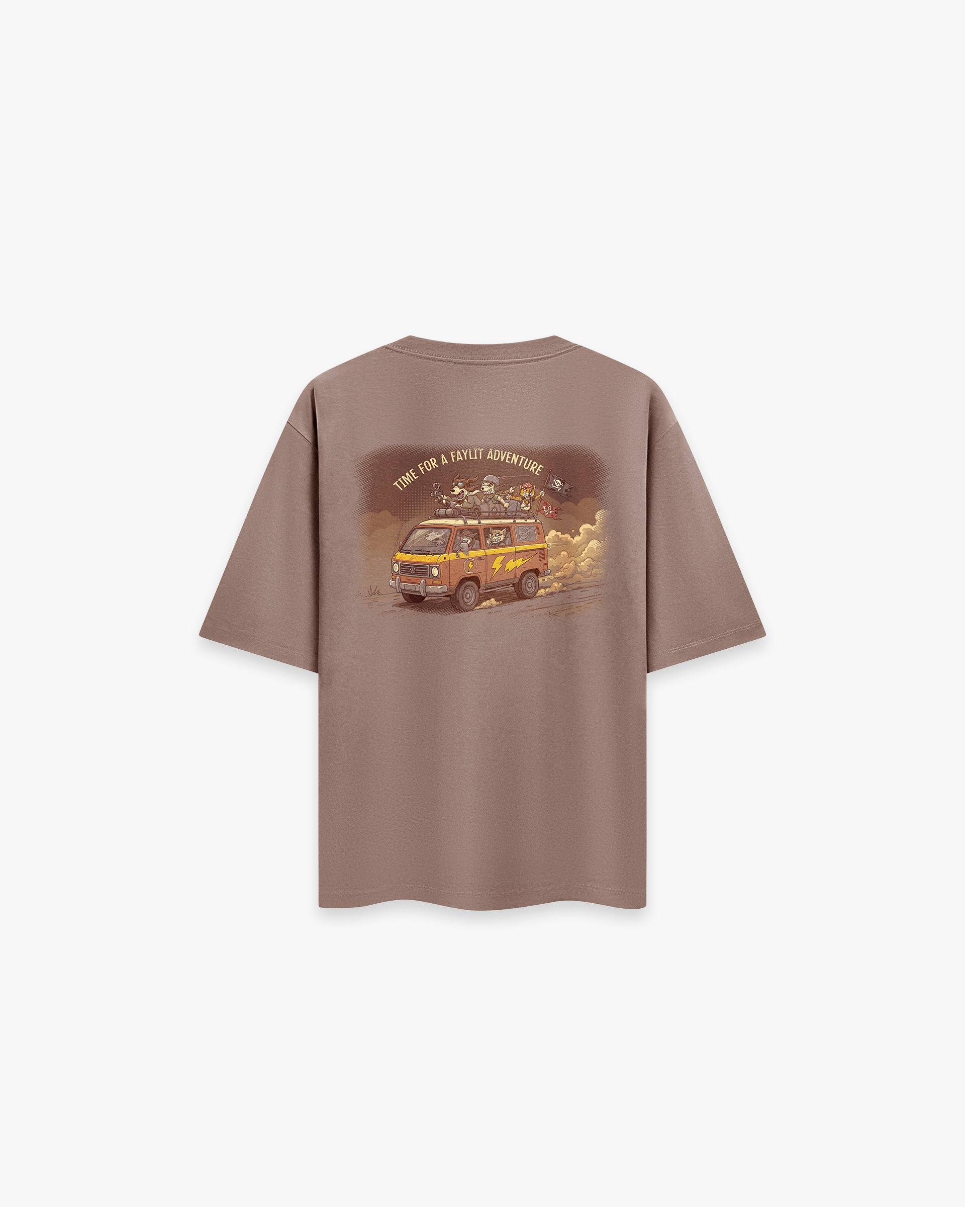 Adventure Kahverengi Oversize Tişört - Faylit Adventure Vintage Kahve Oversize Tişört ile dokuları keşfedin. Önde Vinyl, sırtta hissedilmeyen baskı zıtlığı. Her dokunuş, yeni bir macera.