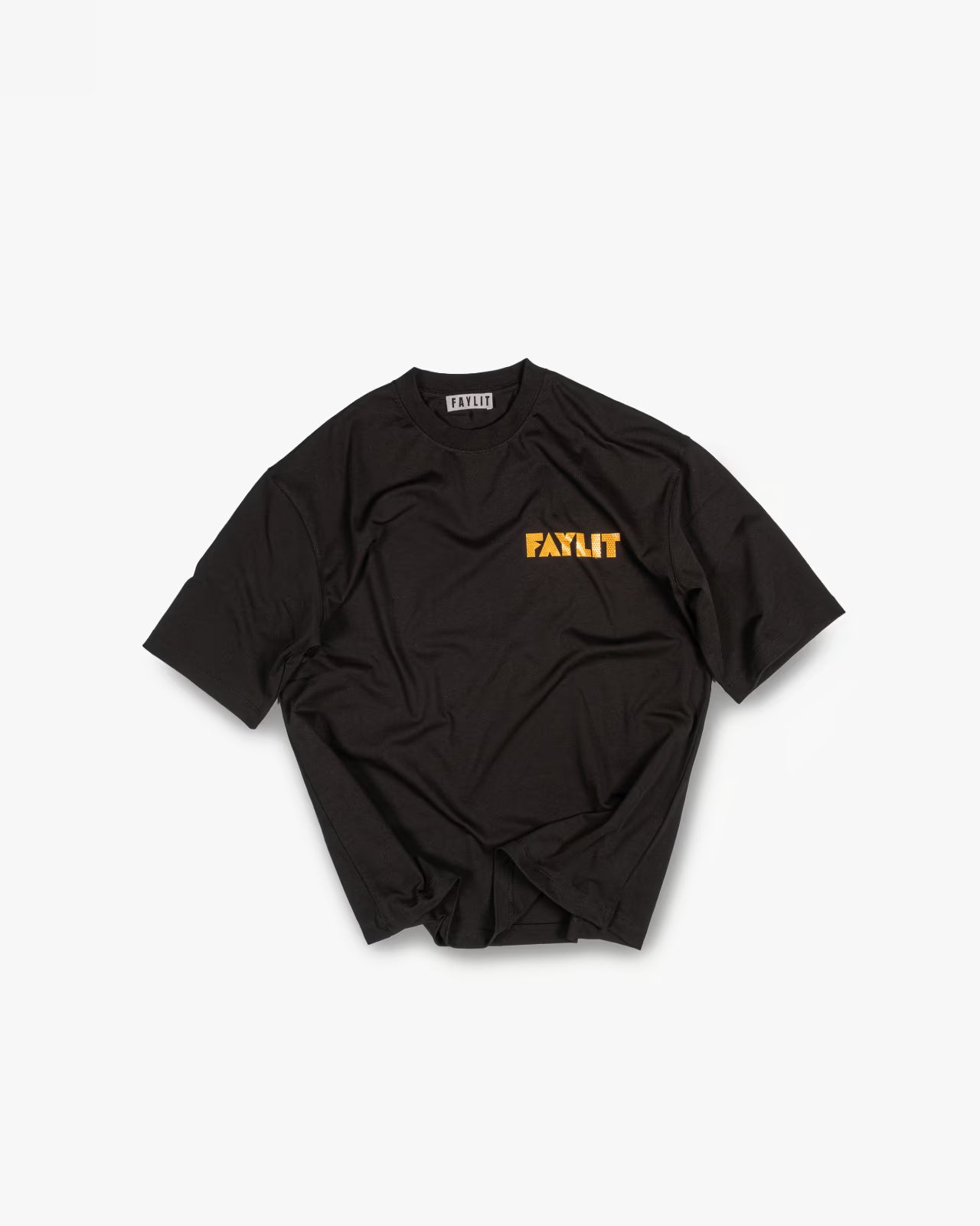 FAYLIT unisex oversize siyah t-shirt, FAYLIT marka yazısı turuncu bal rengi logo, %100 pamuklu, casual günlük giyim, rahat kesim.