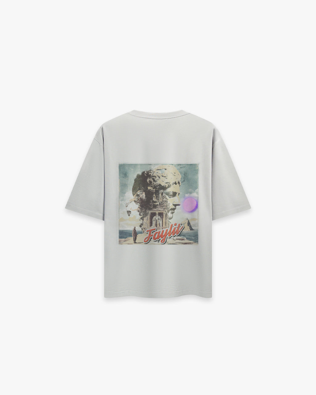 Apollo Antik Gri Oversize Tişört - Faylit Faylit'in özel Apollo Vintage Gri Oversize Tişört modeli. Doğal boyama gri tonu ve neon detaylı etkileyici sırt baskısı. Asıl etki, sen uzaklaşırken başlar.